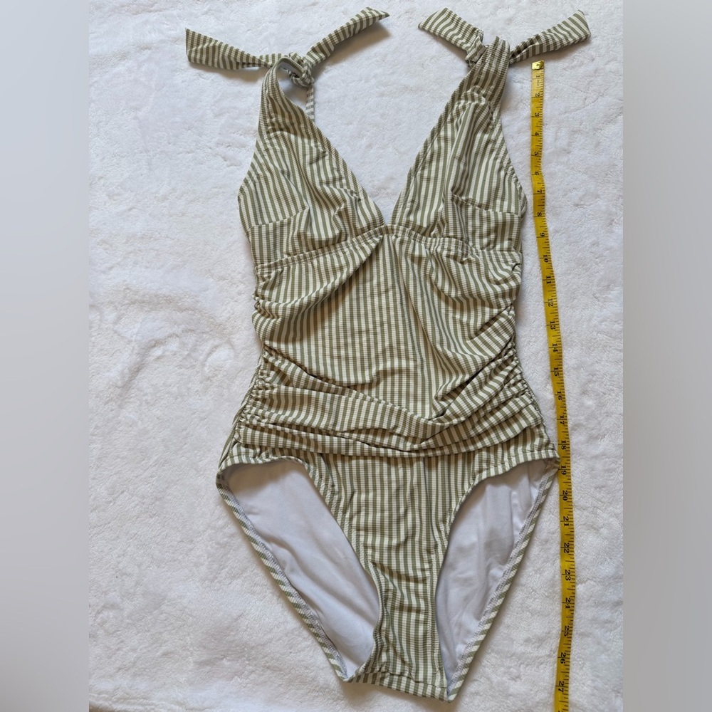 Ellen Tracy White Textured Garment - Picture 3 of 10